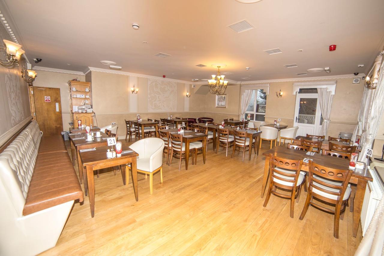 The Frontier Hotel Bridgend Kültér fotó